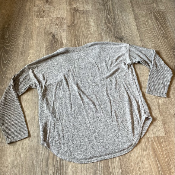 Free Press Small Heather Grey Long Sleeve Statement Womens Party Tee Shirt - Picture 5 of 6